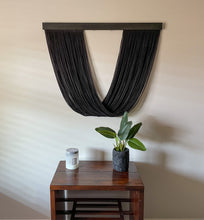 Load image into Gallery viewer, Geneva in Black